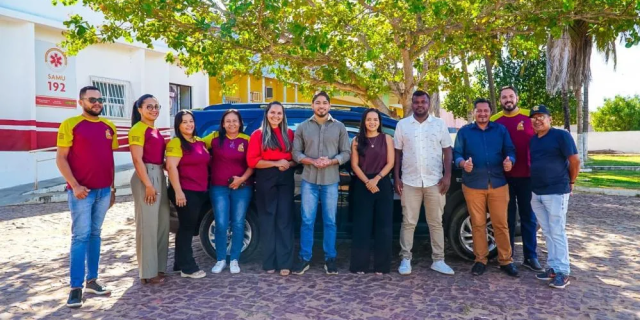 Prefeitura de Cristino Castro entrega dois veículos 0 km para reforçar ações na Saúde e na Administração